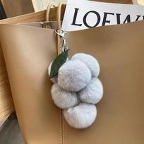 Cute Grape Poms Bag Chain Keychains Fluffy Pompoms Pendant Rex Rabbit Fur Pompoms Keyring Backpack Bag Accessories pilka