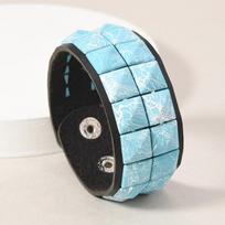 Hip Hop Rock Wide Wrap Bangle Hand  Rainbow Color Block Spiked Bracelet for Men Women Punk Rivet Leather Cuff Bracelets 22cm šviesiai mėlyna spalva