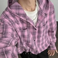 Vyriški languoti su gobtuvu marškiniai Oversized Laisvalaikio Sagomis ilgomis rankovėmis Juodai balti languoti Streetwear Shacket Viršus L rožinė