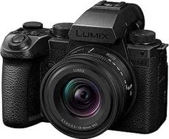 "Panasonic" DC-S5M2XNE LUMIX DC-S5M2X viso kadro veidrodinis fotoaparatas, 4K 60P ir 6K 30P neribotas įrašymas, atlenkiamas ekranas, "Wi-Fi", "Phase Hybrid AF", "Active is", dvigubas ISO ir S-R1840E 18-40 mm S objektyvas, juodas