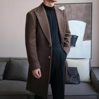 Ruishen Men's Chesterfield Coat: Single-Breasted, Peak Lapel, Long, Retro Business Casual Outerwear for Autumn/Winter. Large tamsiai ruda spalva