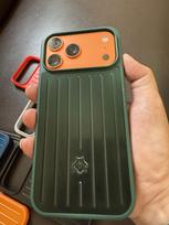 INS stiliaus aukščiausios kokybės prabangus 3D kelionių lagamino stiliaus telefono dėklas, skirtas iPhone 17 Pro Max 16 15 14, su aliuminio lydinio galine apsaugine danga, supakuotas į dovanų dėžutę iPhone 16 Pro raudona