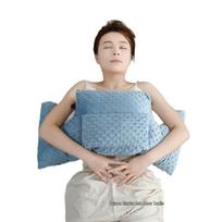 Pagalvė krūtinės ir pažastų palaikymui po operacijos, mastektomijai ar pilvo srities atsigavimui Post-op Protection Pillow - Purple