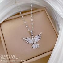 Phoenix Spreading Wings Light Luxury Banquet Wedding Necklace Women'S Versatile Clavicle Chain Titanium Steel Chain brown
