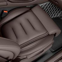 Atminties putos kojų atramos prailgintuvas Universalus automobilio sėdynės pagalvėlė Suede Storas paminkštintas kilimėlis vairuotojo komfortui Automobilio sėdynė raudona