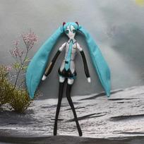 Kawaii Hatsune Miku Anime pliušinė lėlė Vidinis vielinis skeletas gali būti naudojamas pliušiniams žaislams judinti ir formuoti 28cm