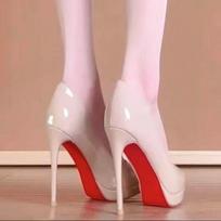 Smailianosiai raudoni profesionalūs batai, juodi seksualūs aukštakulniai, super lakuoti vienetiniai batai, grynas troškimas, stiletto 34