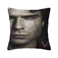 Damon Salvatore Spausdintos pagalvių užvalkalai Pagalvės užvalkalas Mesti pagalvės užvalkalas Šilti namų dekoro elementai Kvadratiniai Įvairių dydžių 12x12Inch