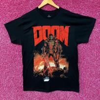 „Doom Eternal“ „Doom Slayer“ viršelio retro žaidimo marškinėliai S