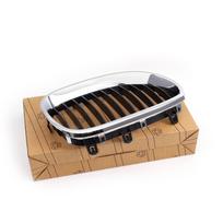 Half Chrome-Plated Front Grille for BMW Models 51137065701, 51137065702 Model 51137065701
