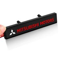 Automobilio dekoratyvinis žibintas LED priekinių grotelių emblema Ženklelis Dekoracija Mitsubishi Pajero Outlander Montero Lancer Triton l200 Galant juoda