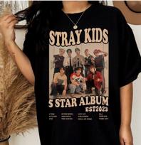Stray Kids Retro Marškinėliai, Stray Kids 5 Žvaigždučių Marškinėliai, Stray Kids Maniac Turo Marškinėliai L