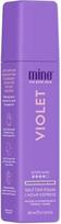 Minetan Savaiminio įdegio putos tamsiai rudam įdegiui su alyvuogių atspalviu. Violetinė spalva (savaiminio įdegio putos) 200 ml