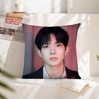 1 vnt. Korėjiečių grupės Kpop HEESEUNG Pagalvės užvalkalas Kvadratinės pagalvės užvalkalas Miegamojo, svetainės dekoravimas Atsitiktinis pagalvės užvalkalas 16x16Inch