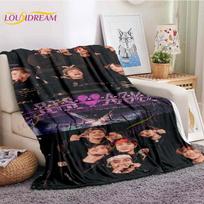 BTS pliušinis pledas Namų dekoras Dovana BTS ir Kpop gerbėjui Flanelinis pledas sofai Svetainės pledas Bts gerbėjų piešiniai Tinginystės pledas 75x90cm
