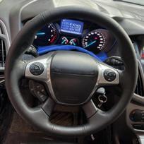 Rankomis siūta juoda mikropluošto odos automobilio vairo apdangalas Ford Focus 3 2012 C-MAX 2011 KUGA Escape 2013-2016 Black Thread gray