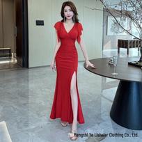 Elegant Nightclub Evening Gown & Spa Technician Uniform XL raudona