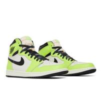 Air Jordan 1 Retro High OG Visionaire 555088-702 EU 43 geltona