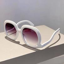 New Oversized Big Frame Sunglasses Women Fashion Vintage Popular Sun Glasses Punk Luxury Brand Designer Sexy Ladies Shades UV400