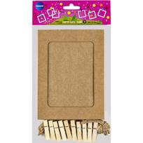 Kartoninis nuotraukų rėmelis 15.5x11.5cm su segtukais  10vnt