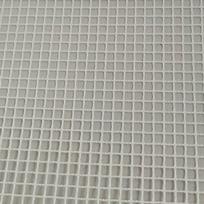 Kilimų Kabinimo Tinklinis Audinys Baltas 150x100cm Kilimų Kabinimo Tinklinis Audinys Siuvinėjimo Amato Reikmenys Kilimų Gamybai XL balta
