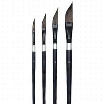 4 vnt. akvarelės teptukų rinkinys, skirtas profesionaliems dailininkams, su įstrižomis rankenėlėmis ir ergonomišku antgaliu. 4pcs