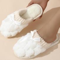 Luxurious Solid Color Fluffy Slippers - Ultra-Soft Slip-On with Memory Foam Sole - Cozy Bowknot Decor for Winter Warmth - Anti-Slip Indoor Shoes 36-37 balta