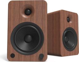 "Kanto YU6WALNUT" elektriniai garsiakalbiai su "Bluetooth", įmontuotu Phono preampu, 200 W maksimalia galia, 1 colio šilko kupolo aukštų dažnių garsiakalbiu ir 5,25 colio kevlaro garsiakalbiu, automatiniu budėjimo ir paleidimo režimu, nuotolinio valdymo p