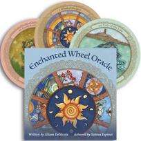Enchanted Wheel orakulo kortos: metų rato magija ir savęs pažinimas