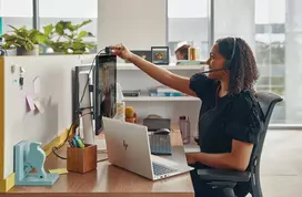 HP Poly „Poly Blackwire 3220“ stereofoninės juodos ausinės su „USB-C“ jungtimi ir „USB-C/A“ adapteriu (didelis kiekis)