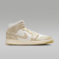 Air Jordan Wmns 1 Mid SE - Dydis 38.5 (HV5159-100 Laisvalaikio batai)