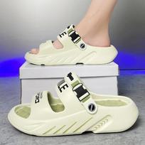 NEW Men's Massage Slippers Outdoor Sandals Beach Comfortable Soft Slides Casual Shoes Men Indoor Outdoor Slippers Big Size 39-48 39-40 žalia