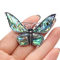 1Pc Natural Abalone Shell Brooch Pendant,Handmade Butterfly Shape Brooches Pin Women Jewellery Easter Mother's Day Gifts Ideal for Everyday Wear 50x50mm gray