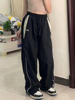 Moterys Baggy Harajuku Cargo Pants Streetwear Hip Hop plačios kelnės parašiutiniai sportiniai kelnaitės Techwear bėgikai Oversized Y2K kelnės S juoda