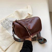 Yogodlns Vintage pečių krepšys moterims PU odinis pagalvės krepšys Prabangus Style Crossbody Bag Lady Messenger Bag Moteriškas piniginė 27x10x16cm ruda