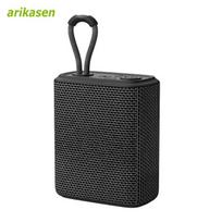 Mini vandeniui atsparus „Bluetooth“ garsiakalbis TF kortelė Maži nešiojamieji „Bluetooth“ garsiakalbiai belaidžiai su „TWS Rich Bass HD“ stereo garsu, C tipo pilka