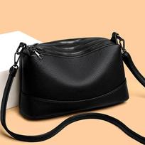 Yogodlns Madinga petinė rankinė moterims Messenger tipo krepšiai Moteriški universalūs PU odos Didelės talpos Crossbody krepšiai Užtrauktuko užsegimo moteriška rankinė 26x10x16cm raudona