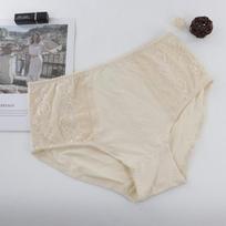 Moteriškos didelio dydžio plonos kelnaitės Seksualūs nėriniai Vidutinio juosmens Patogios pralaidžios orui trumpikės 1Xl 2Xl 3Xl - T025 2XL balta