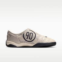 Nike Wmns Total 90 SE - Dydis 42.5 (IB4204-100 Laisvalaikio batai)