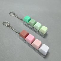 Klaviatūros Fidget žaislas 4-in-1 Klaviatūros dekompresijos mygtukas Pirštų spragsintuvai Žaislai, Mygtuko streso mažinimo raktų pakabukas Fidget dovanos