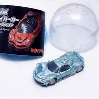 Kapsuliniai žaislai Magaido Imitacija Miniatiūrinis modelis Sportinis automobilis Apleistos scenos Dekoracija Gashapon Pakabukas vaikams suaugusiems Žaislai