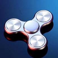 Aliuminio lydinio trijų lapų Fidget Spinner Metalinis streso mažinimo Anti-nerimo rankinis žaislas Nešiojamas Patvarus Suaugusiųjų dovana Atsipalaidavimo įrankis