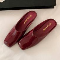 Fashion Red Square Toe Flat Slippers Women High Quality Patent Leather Mules Luxury Brand Designer Sandals Sandalias De Mujer 35 juoda