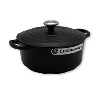 Le Creuset Signature Round Casserole baking dish