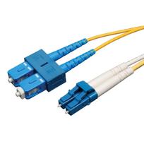 Eaton Tripp Lite Series Duplex Singlemode 9/125 Fiber Patch Cable (LC/SC), 5M (16 ft.) - Patch-Kabel - LC Single-Modus (M) zu SC Single-Modus (M) - 5,0m - Glasfaser - Duplex - 9/125 Mikrometer - Riser - Gelb (N366-05M)