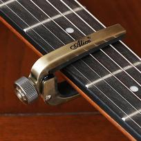Su silikoniniu padėklu Gitaros capo su pick laikikliu Gitaros greito keitimo spaustukas Ukulele bronza