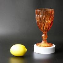 Plastikiniai vyno stiklo puodeliai Vintage vyno puodeliai 330 ml reljefiniai sulčių gėrimo puodeliai balta