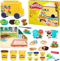 Play-Doh plastilino rinkinys su kilimėlių, 9 indeliais ir 15 priedų „Autobusiukas”