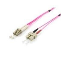 equip Pro - Patch-Kabel - SC multi-mode (M) zu LC Multi-Mode (M) - 2,0m - Glasfaser - Duplex - 50/125 Mikrometer - OM4 - halogenfrei - pink (255532)