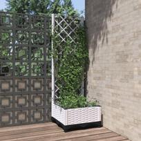 Sodo lovelis su treliažu baltos spalvos 40x40x1215cm PP